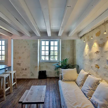 Les Secrets De Bacchus Apartment *